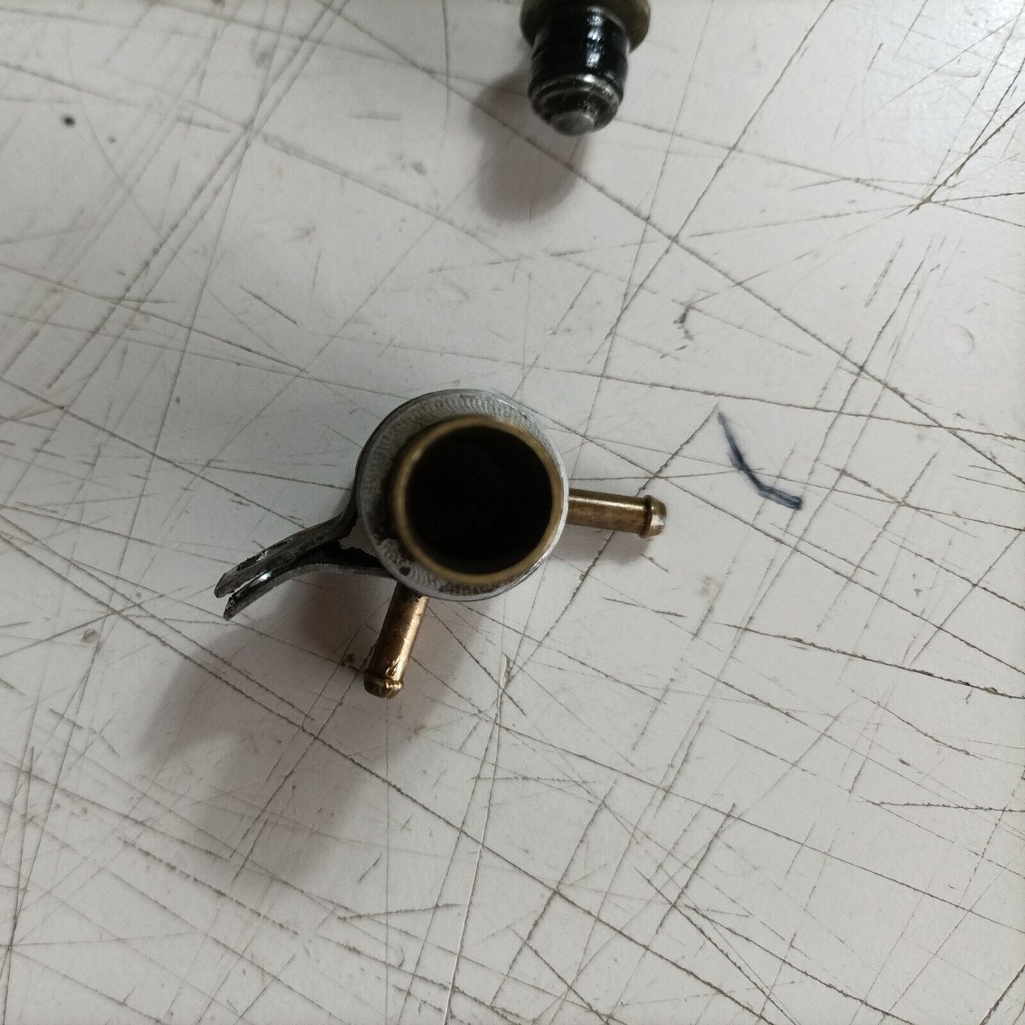 MANIGLIA MANICO IMPUGNATURA SUPERIORE PER MOTOSEGA CASTOR C70 ALPINA A70