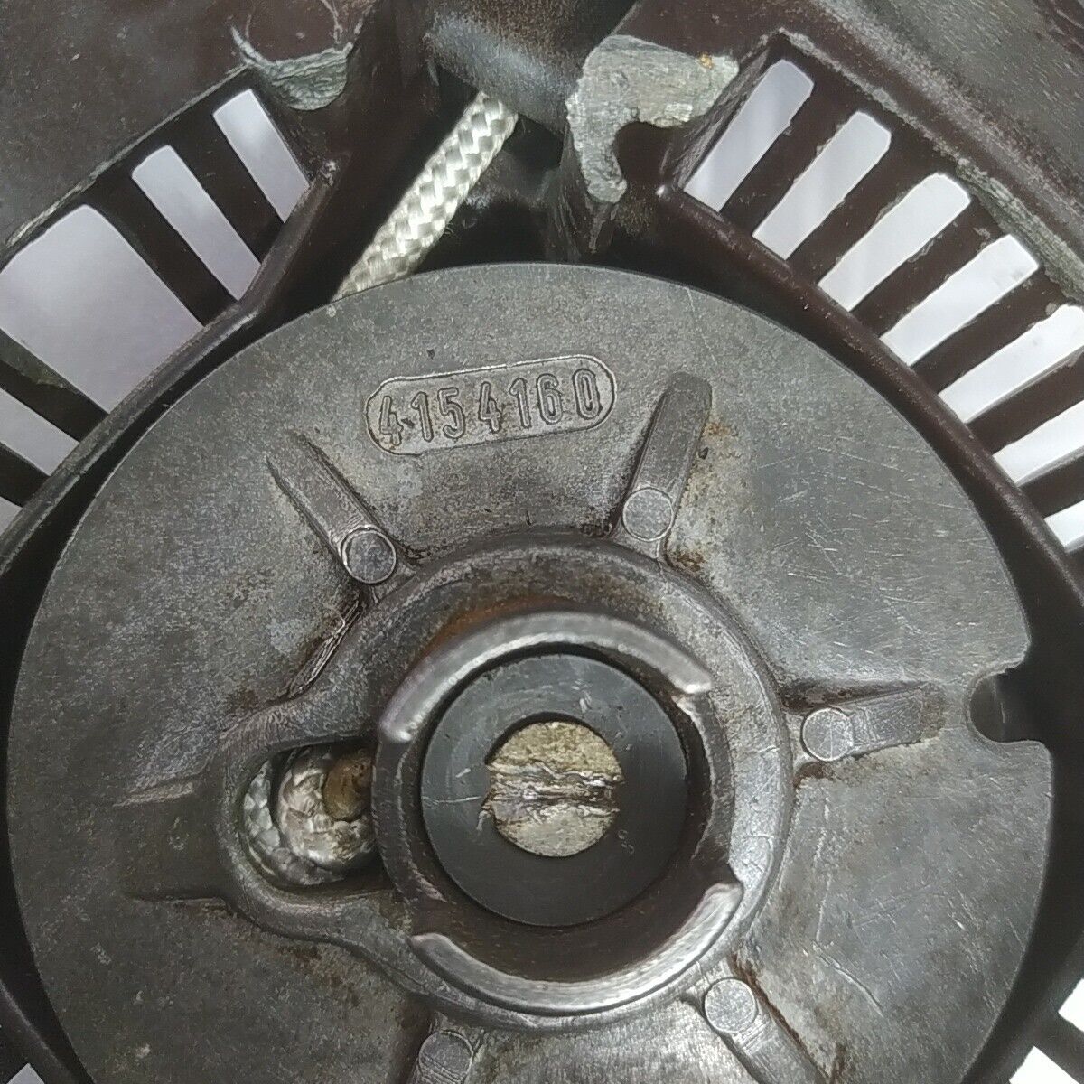 ricambio COPERCHIO DI AVVIAMENTO TRASCINATORE per motosega ALPINA PROF 70 usato