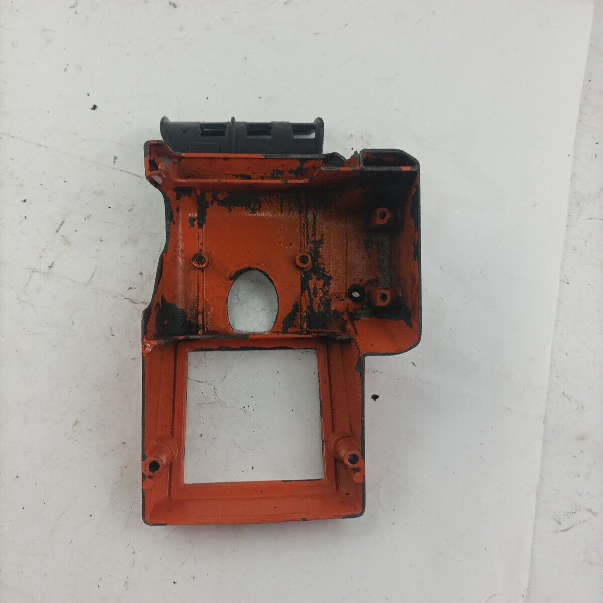 Ricambio Per motosega OLEO MAC 251 COPERCHIO CILINDRO COPERTURA superiore usati