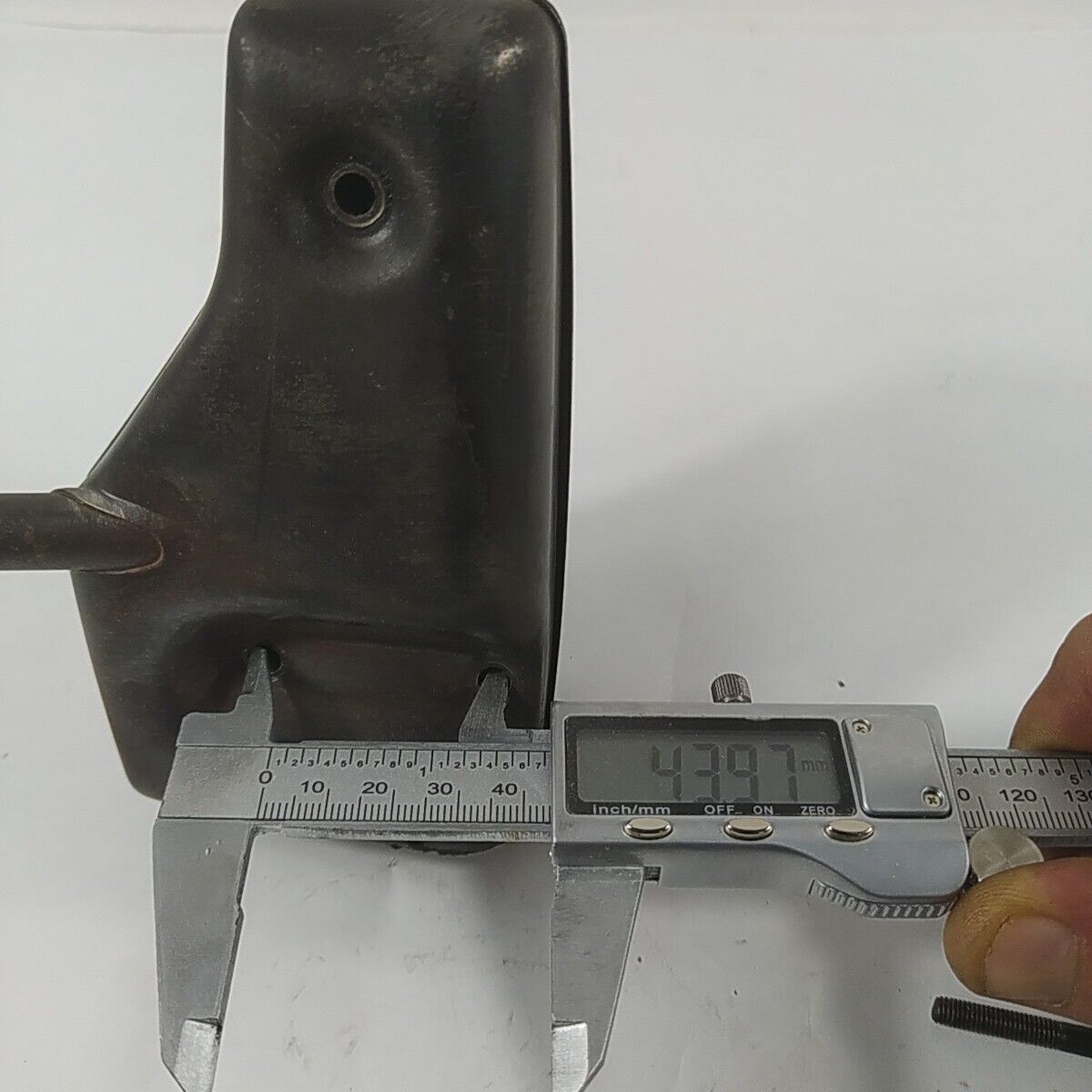 Ricambi per DECESPUGLIATORE HUSQVARNA 39 R usati MARMITTA TERMINALE DI SCARICO