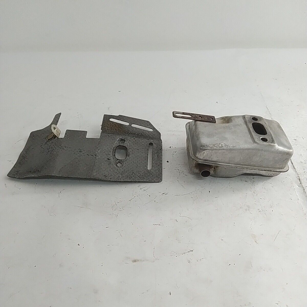 Ricambio MARMITTA SILENZIATORE scarico usato per decespugliatore MARUYAMA 420 42