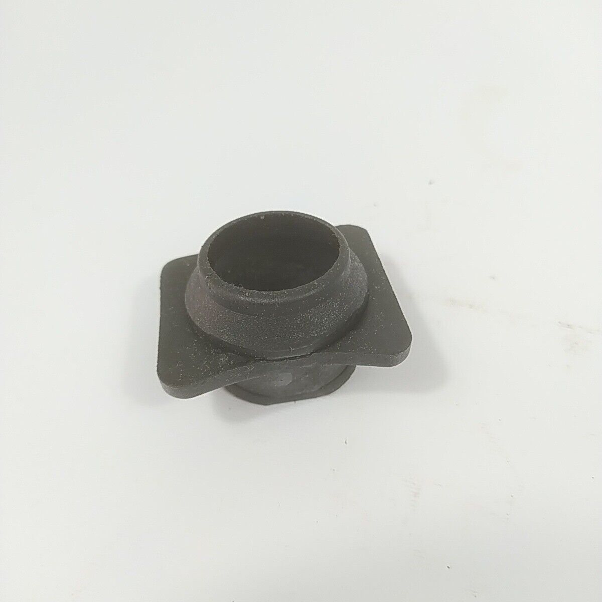 Ricambio per motosega ALPINA 500 gommini carburatore supporti vibrazione usato