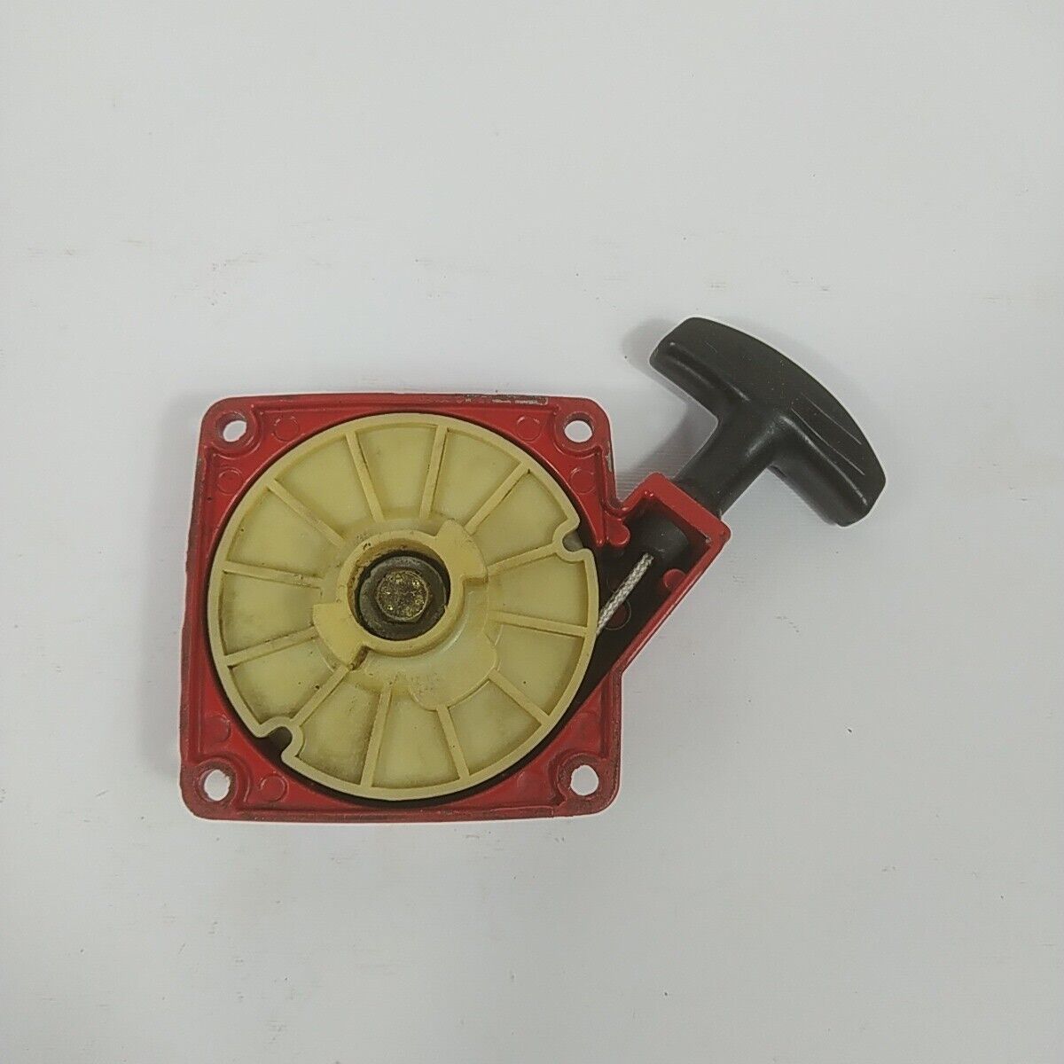 Ricambio per decespugliatore EFCO 8420 8425 COPERCHIO AVVIAMENTO A STRAPPO usato
