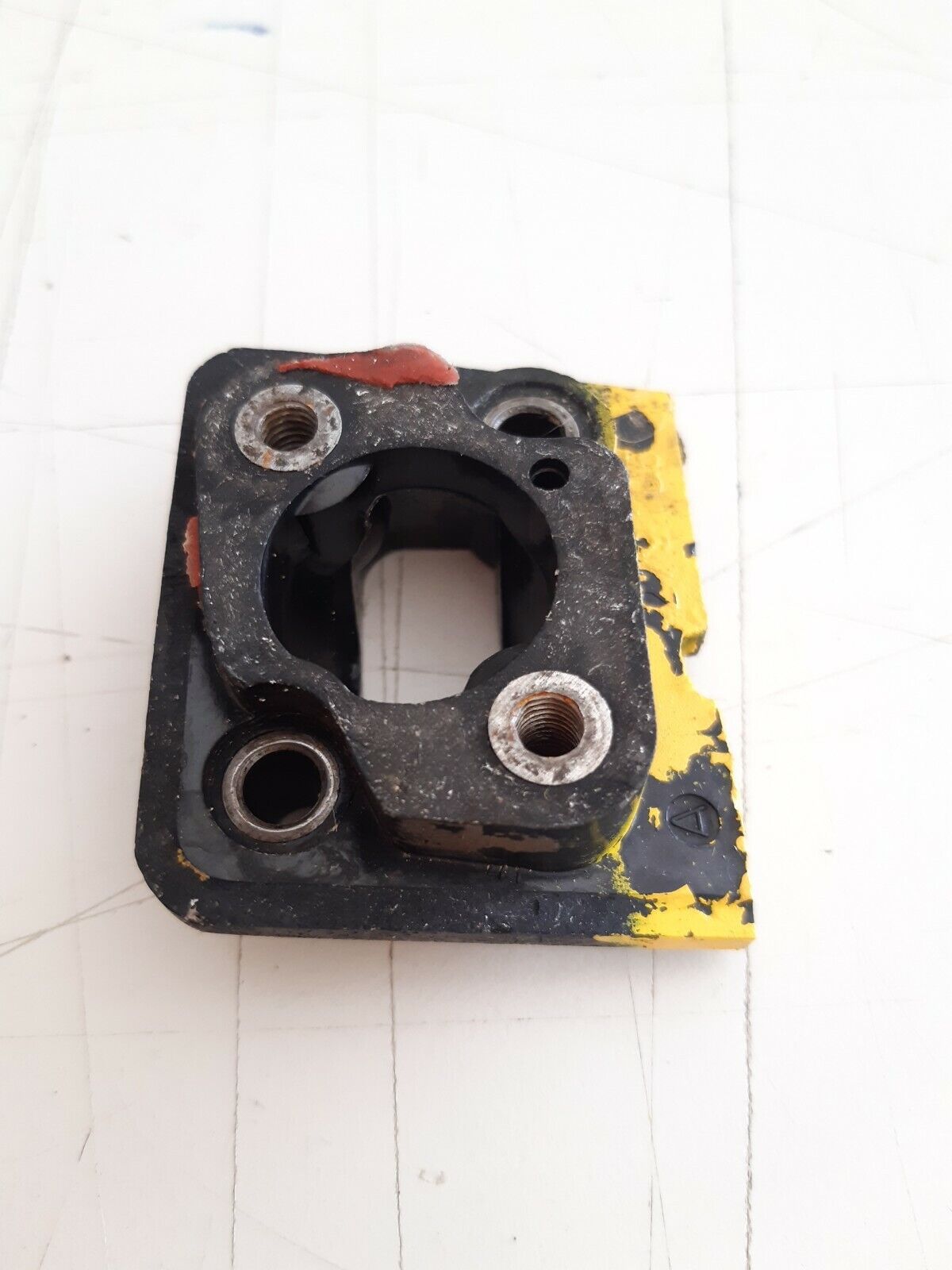 collettore APRIRAZIONE CARBURATORE PER MOTOSEGA PARTNER R420 ricambi usati