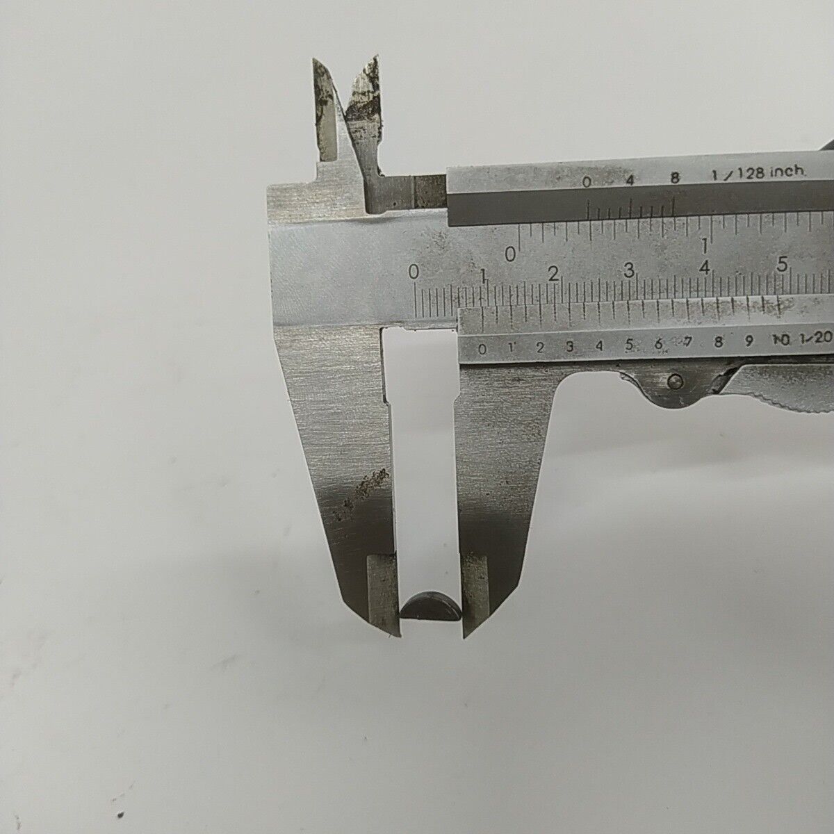 Ricambio usato CHIAVETTA FRMO  VOLANO per decespugliatore KAWASAKI TG 33
