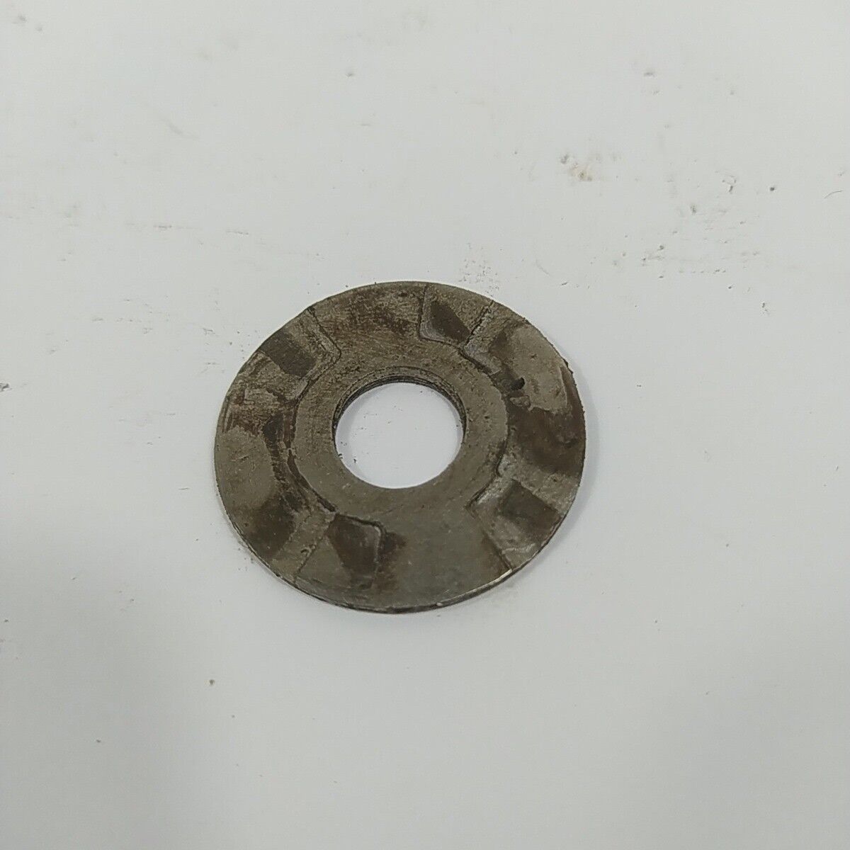 Ricambio DADO VOLANO ALBERO MOTORE per decespugliatore McCulloch 3800 usato