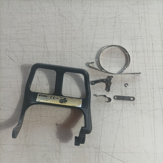 BLOCCO CATENA PROTEZIONE FRIZIONE PER MOTOSEGA STIHL 018 / MS 170 180 017 usato