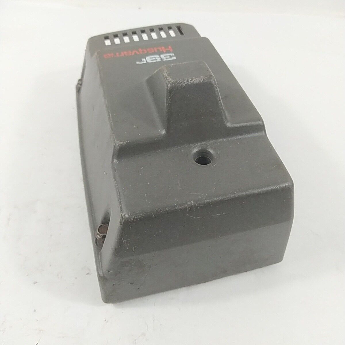 Ricambi per DECESPUGLIATORE HUSQVARNA 39 R usati COPERCHIO MOTORE COPRI CILINDRO