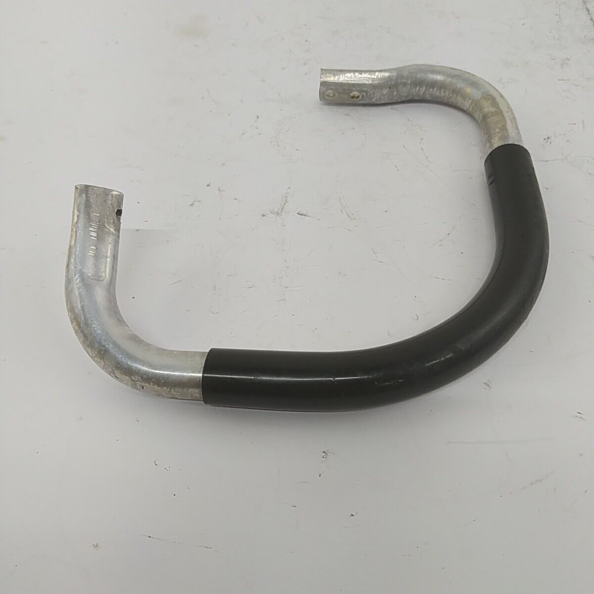 Ricambio usato MANIGLIA MANICO SUPERIORE IMPUGNATURA per MOTOSEGA Echo 330 EVL