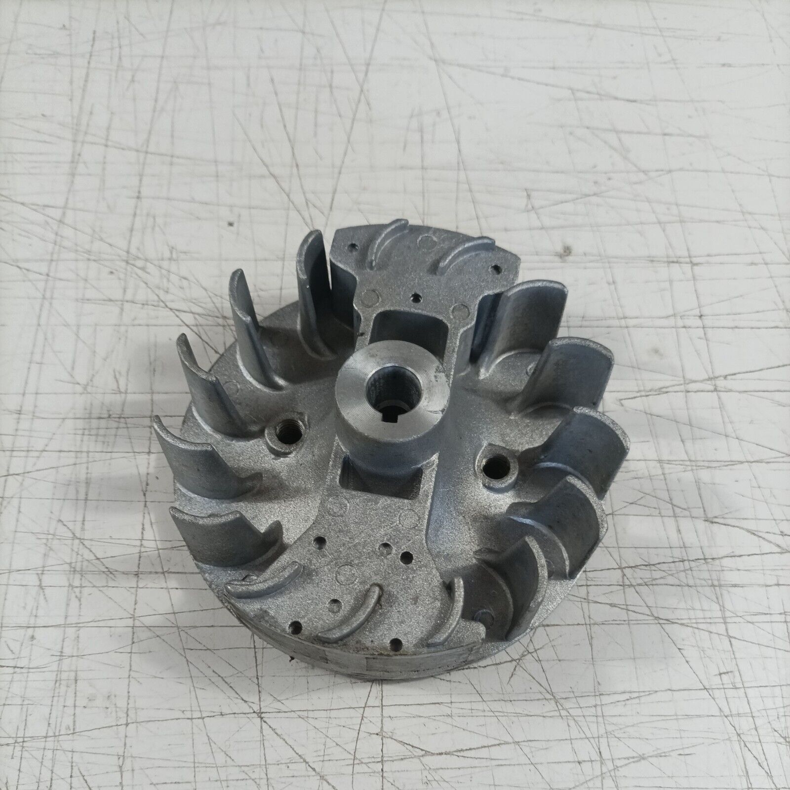 DECESPUGLIATORE ALPINA BC 35 S VOLANO MAGNETICO ACCENSIONE ricambio usato