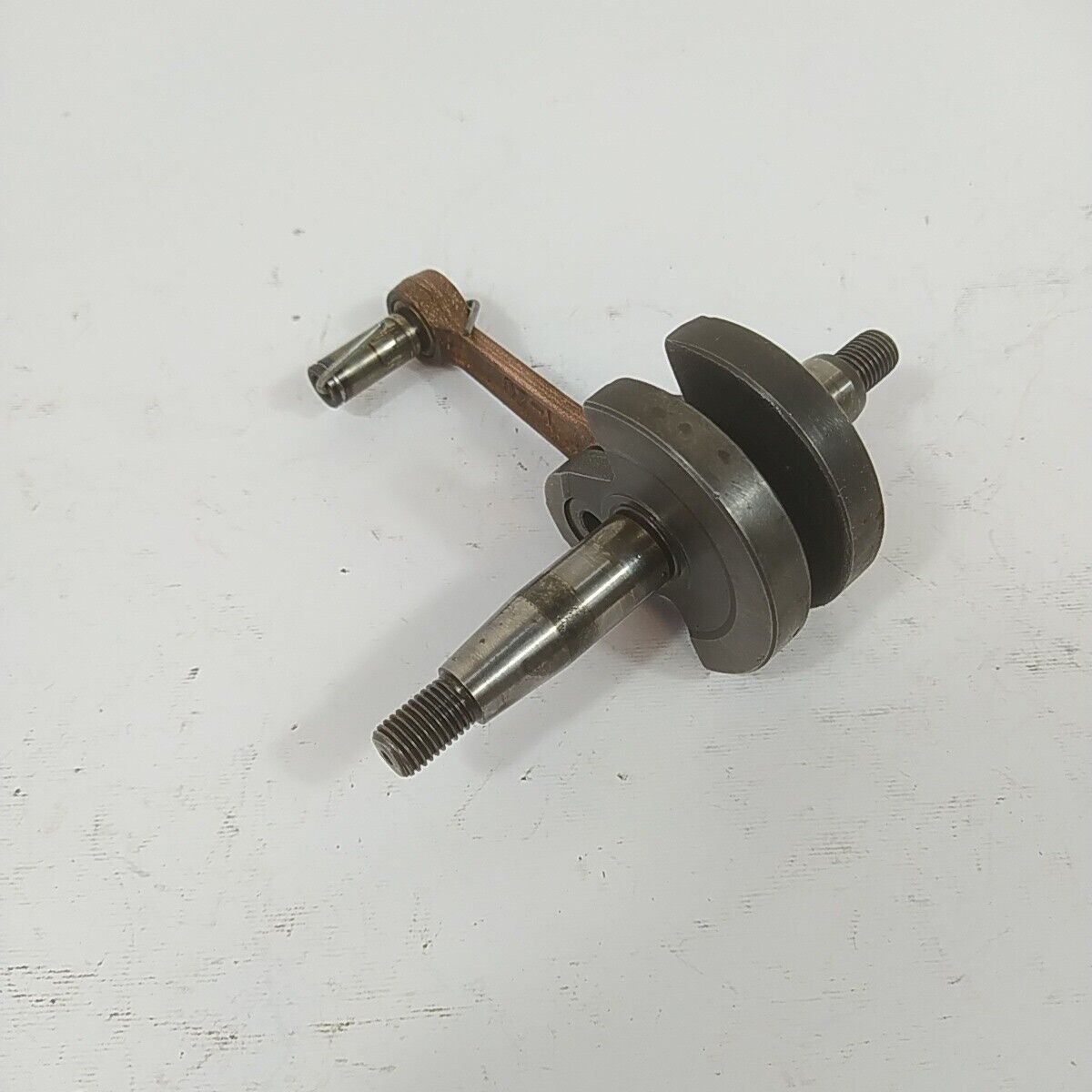 Ricambio ALBERO MOTORE ORIGINALE per decespugliatore TANAKA 501 ik usato