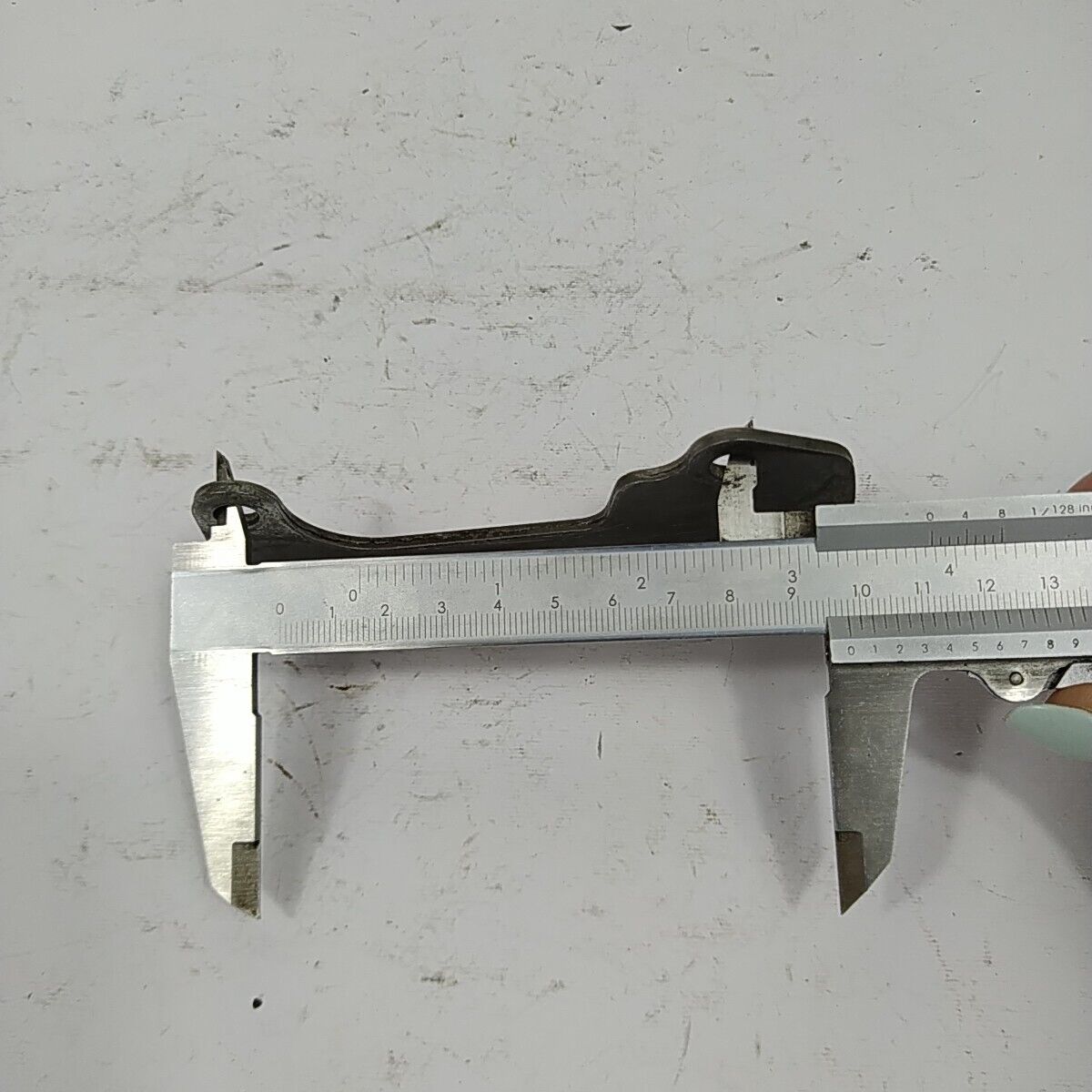 Ricambio usato ARPIONE ARTIGLIO LAMA BARRA CATENA per motosega DOLMAR 116 si