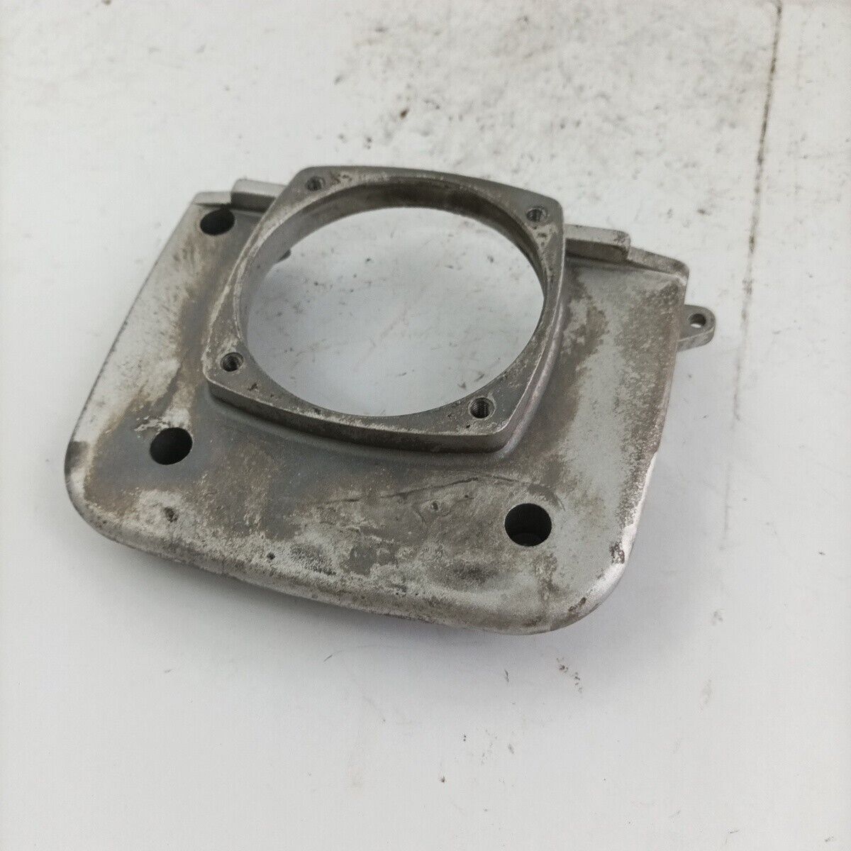 Ricambio CARTER COPERCHIO VOLANO usato per decespugliatore MARUYAMA 520