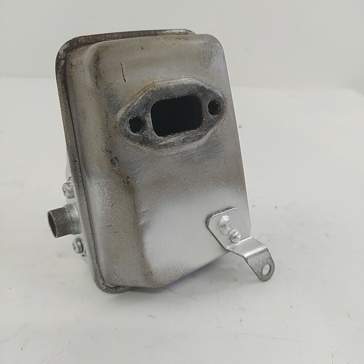 Ricambio MARMITTA SILENZIATORE usato per decespugliatore MITSUBISHI TL 52