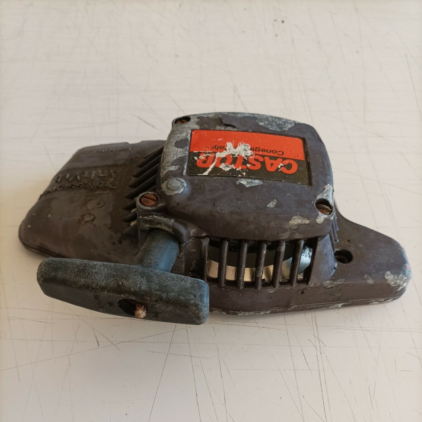 COPERCHIO AVVIAMENTO TRASCINATORE COMPLETO PER MOTOSEGA CASTOR ALPINA 55  65