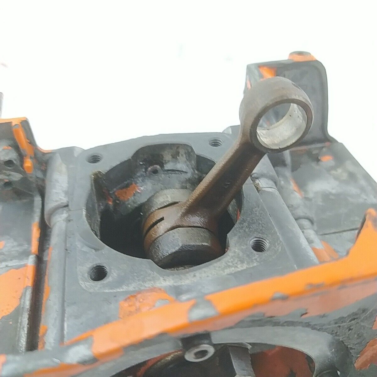 Ricambio Per motosega OLEO MAC 251 CARTER BASAMENTO CILINDRO telaio usati