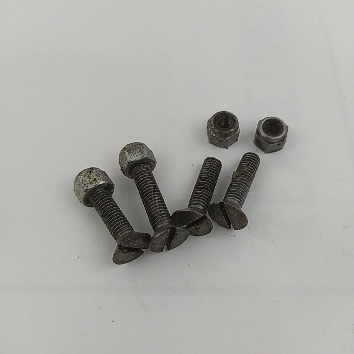 Ricambio Per motosega OLEO MAC 251 VITI MANIGLIA impugnatura comandi gas usati