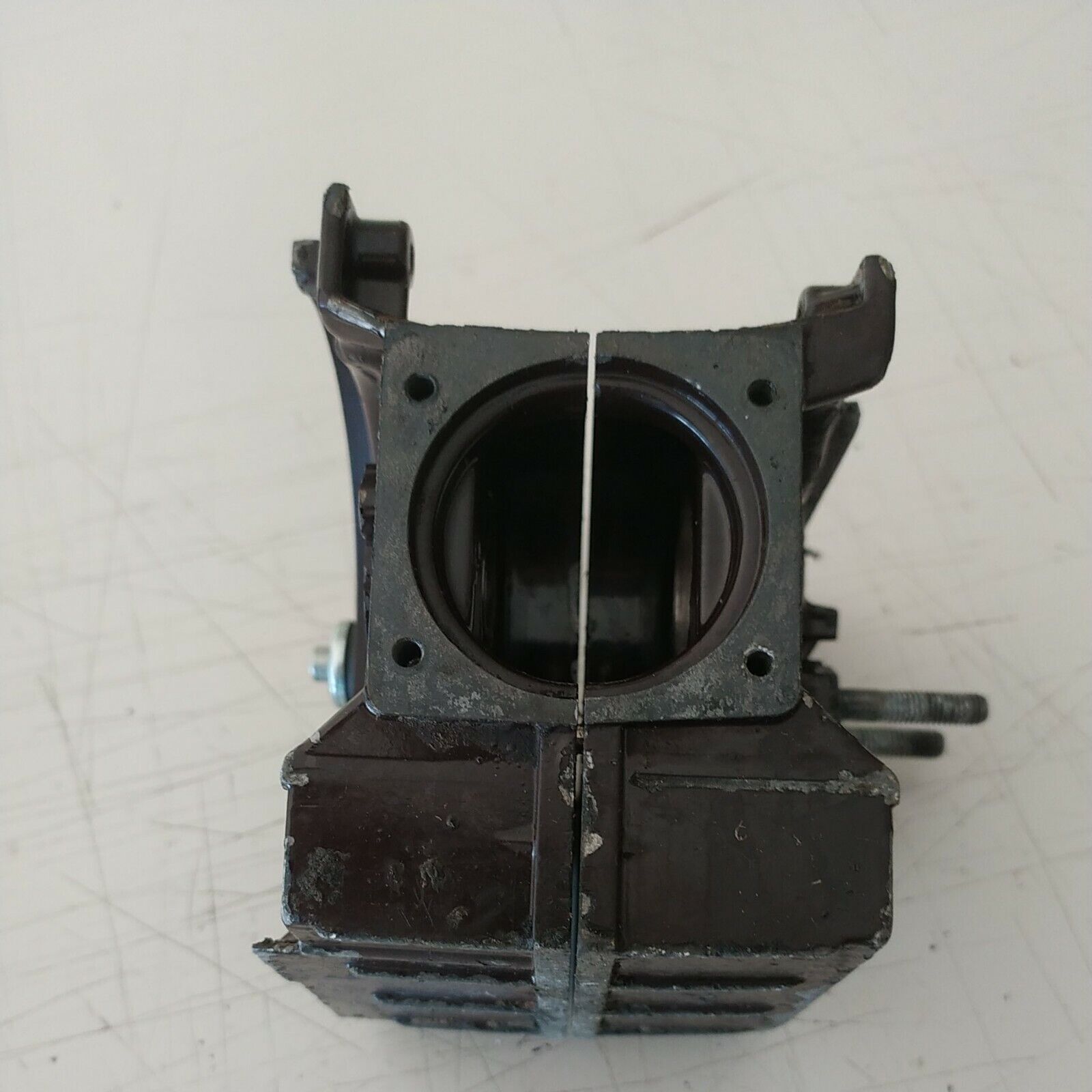 CARTER MOTORE BASAMENTO CILINDRO COMPLETO PER MOTOSEGA CASTOR ALPINA 60 70
