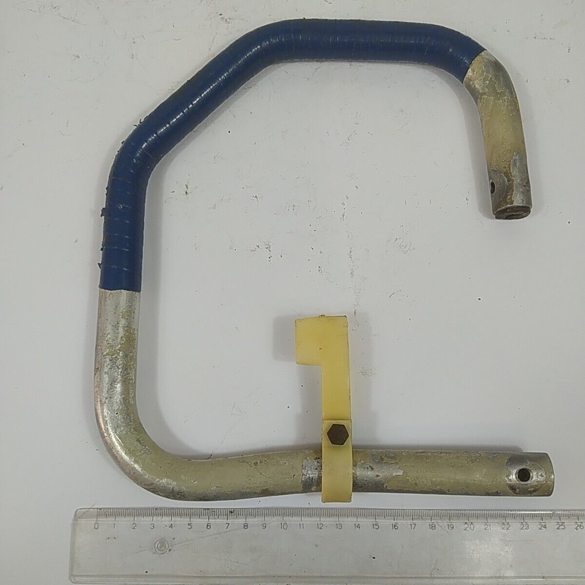 Ricambio per motosega STIHL 08 S MANIGLIA IMPUGNATURA MANICO SUPERIORE usato