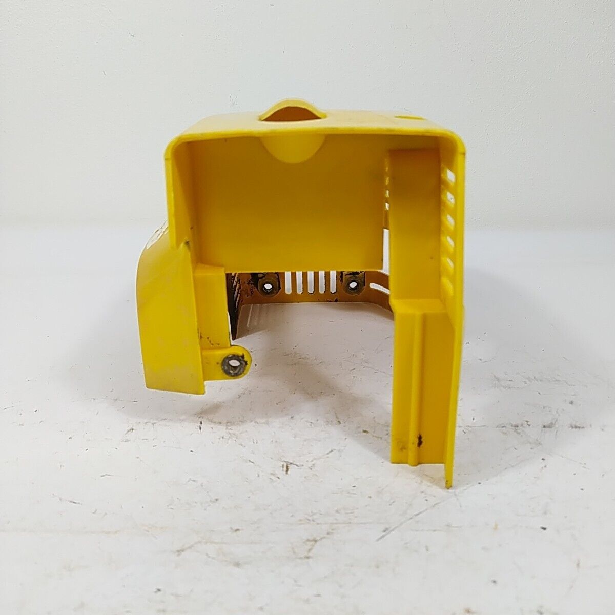 ricambio COPERCHIO copri motore usato ORIGINALE DECESPUGLIATORE MCCULLOCH GT