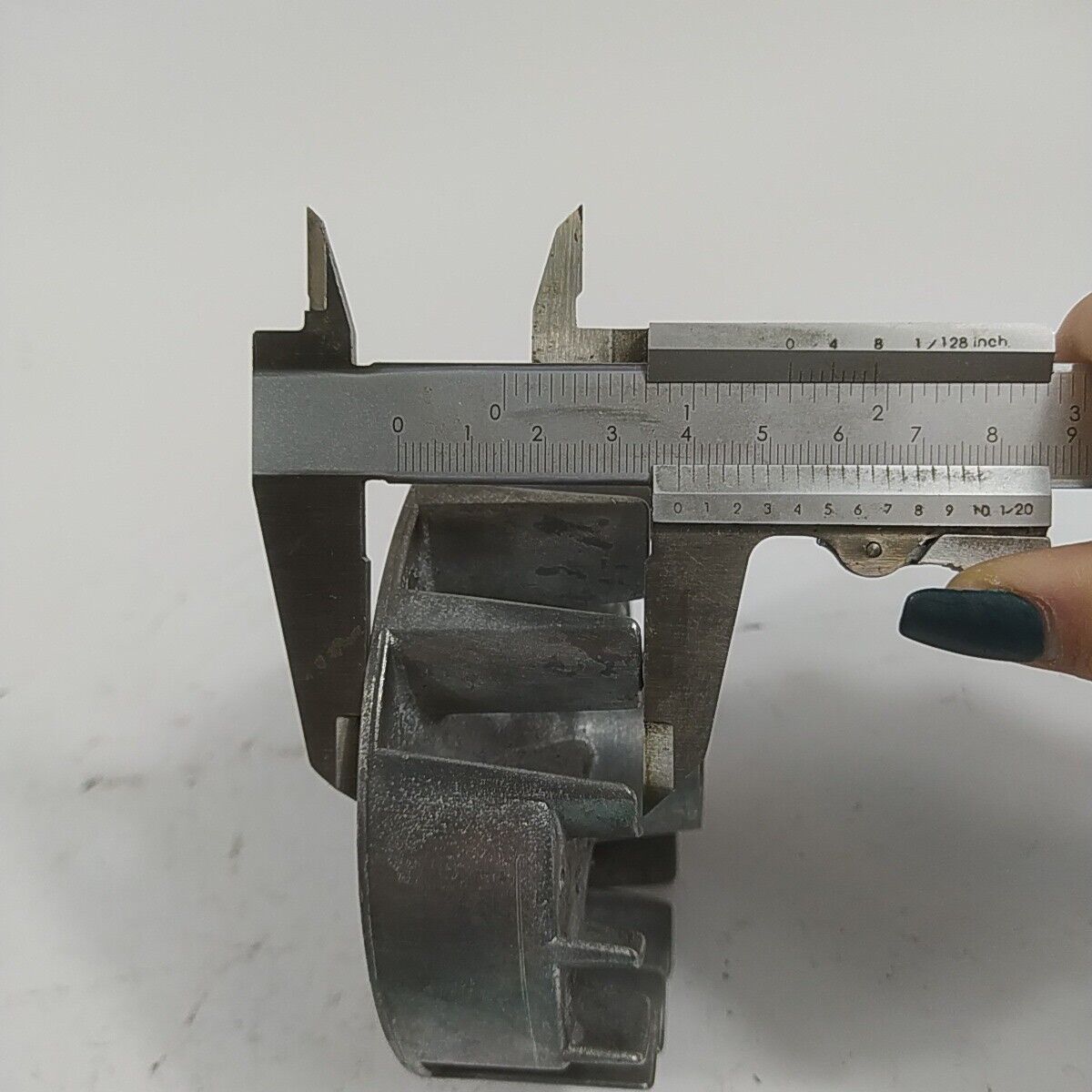 Ricambio VOLANO MAGNETICO DI AVVIAMENTO usato decespugliatore MITSUBISHI TL 52