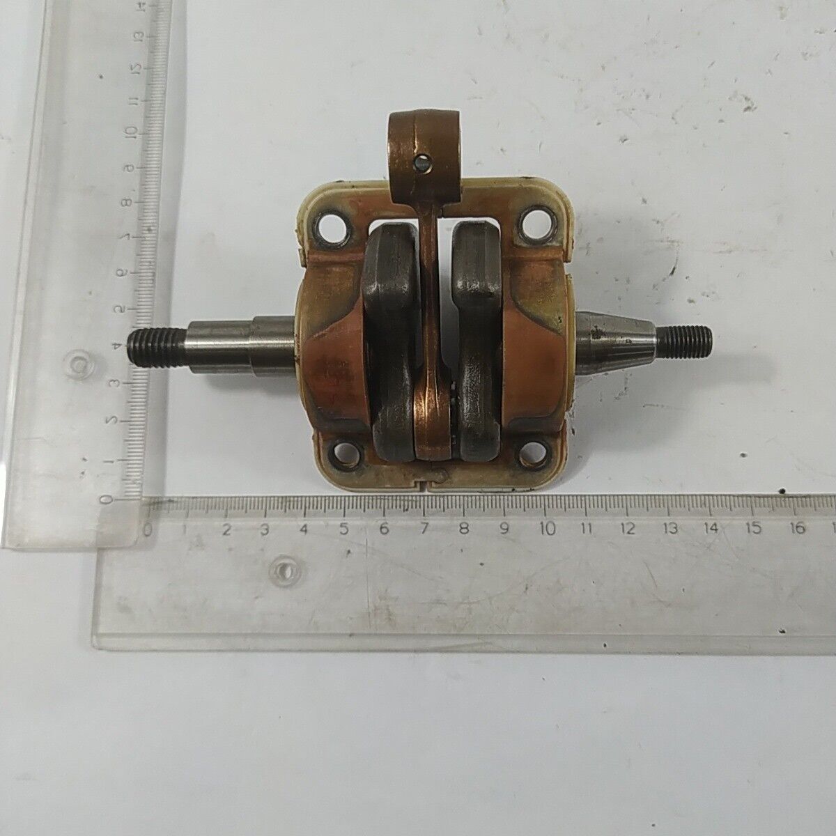 Ricambi per DECESPUGLIATORE HUSQVARNA 39 R usati ALBERO MOTORE ORIGINALE biella 