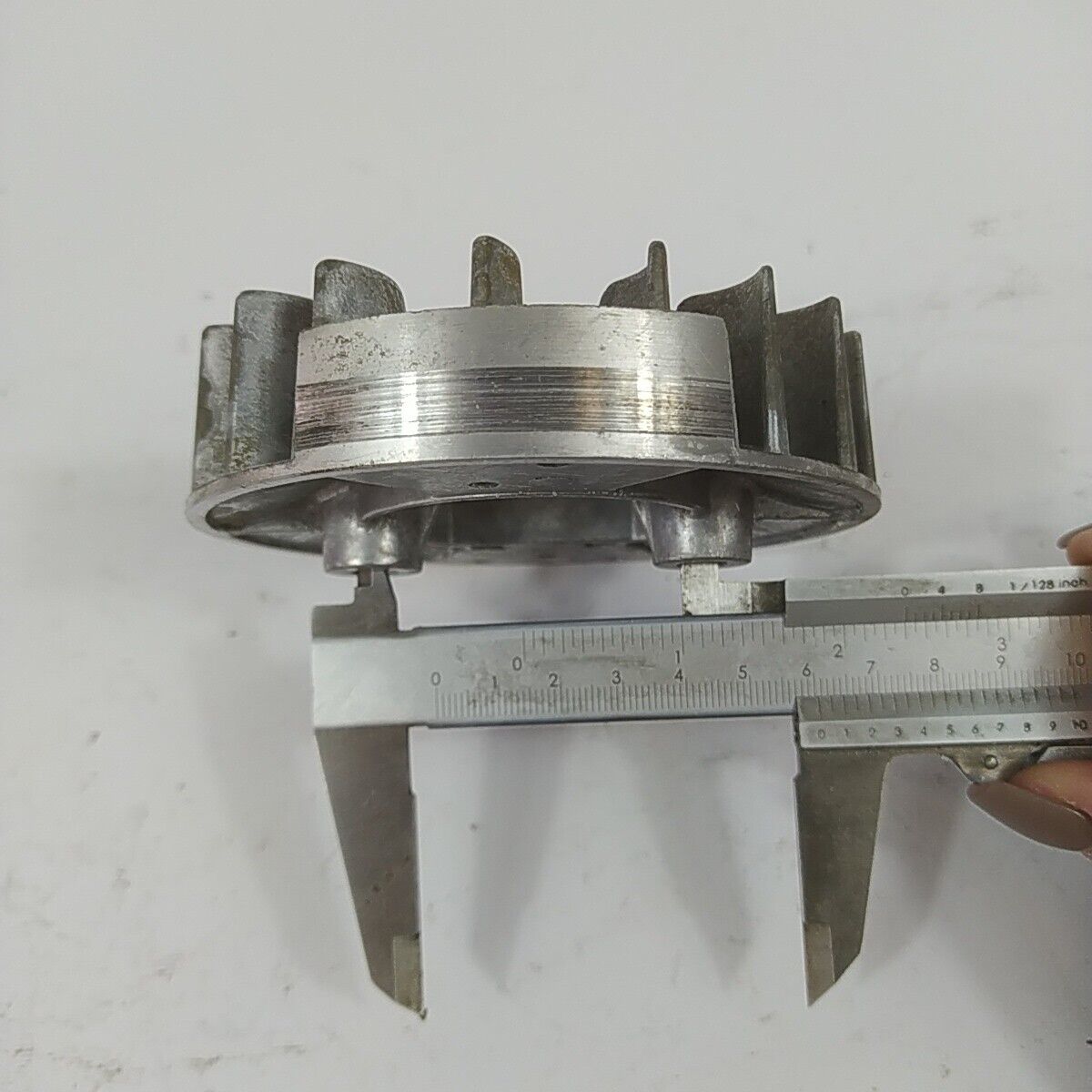 Ricambio VOLANO MAGNETICO DI AVVIAMENTO per decespugliatore TANAKA 501 ik usato