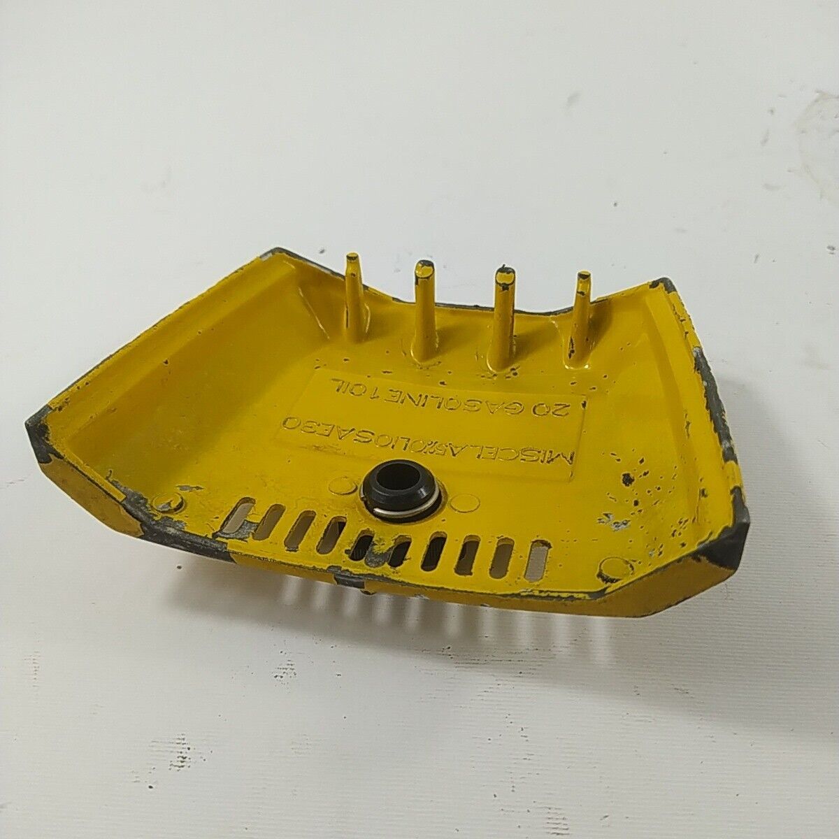 ricambio COPERCHIO FILTRO ARIA CARBURATORE Per motosega ALPINA PROF 70 usati