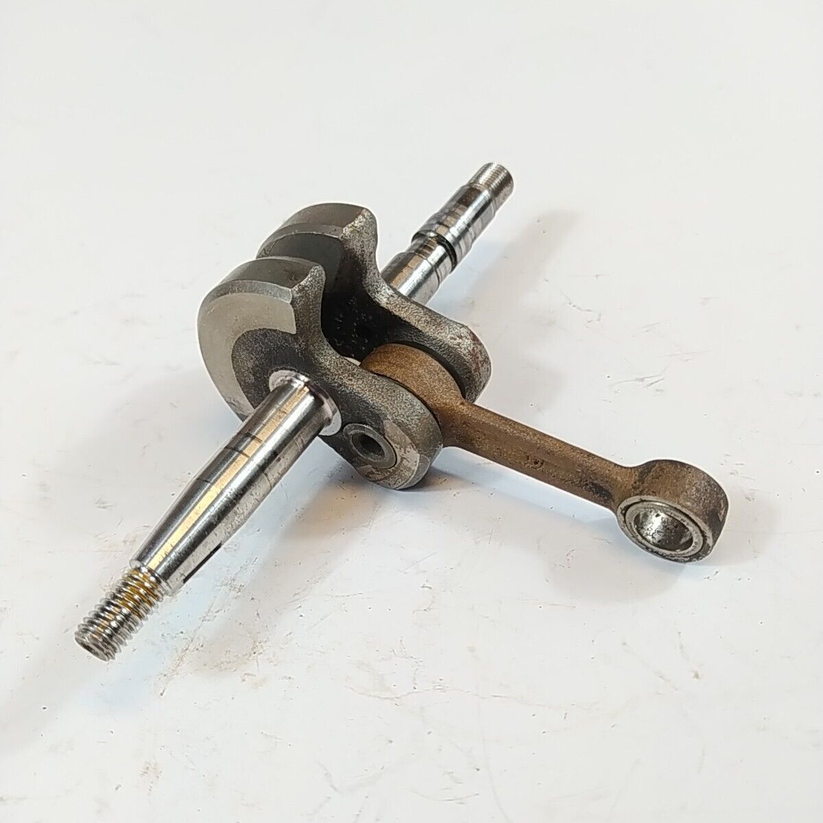 ALBERO MOTORE originale per motosega ALPINA CASTOR P 34 PR 350 ricambi usati
