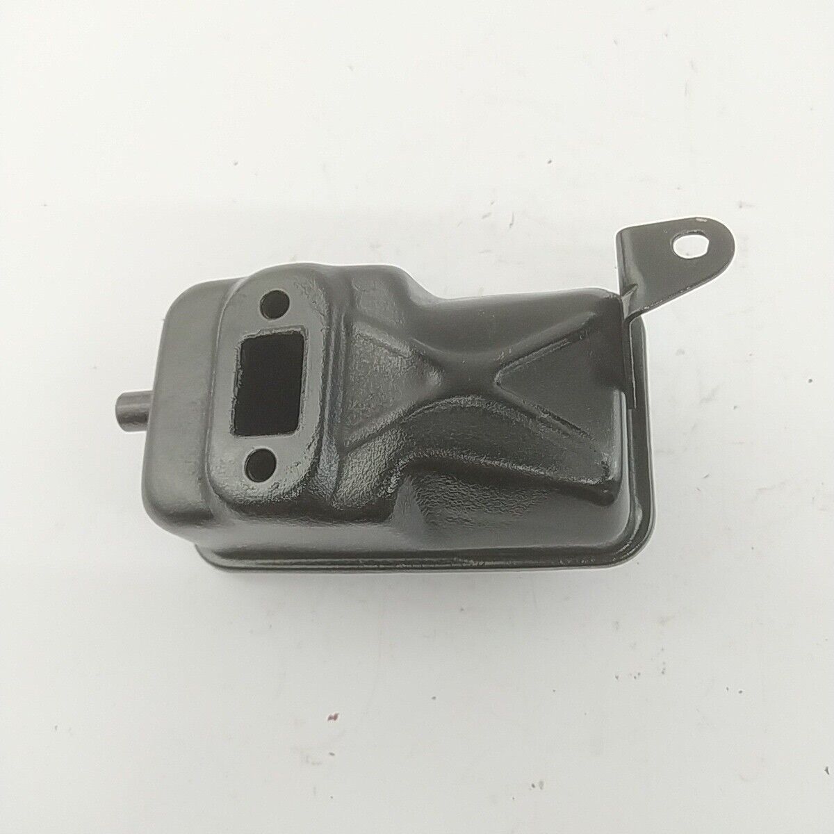 Ricambi MARMITTA TERMINALE DI SCARICO usati decespugliatore Komatsu ZENOAH G5K