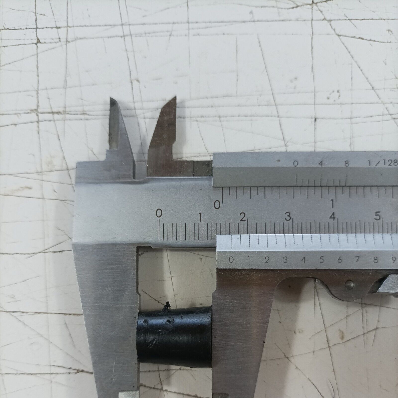 MOTOSEGA OLEOMAC OM 251 SPESSORE supporto DISTANZIATORE BOBINA ricambi usati