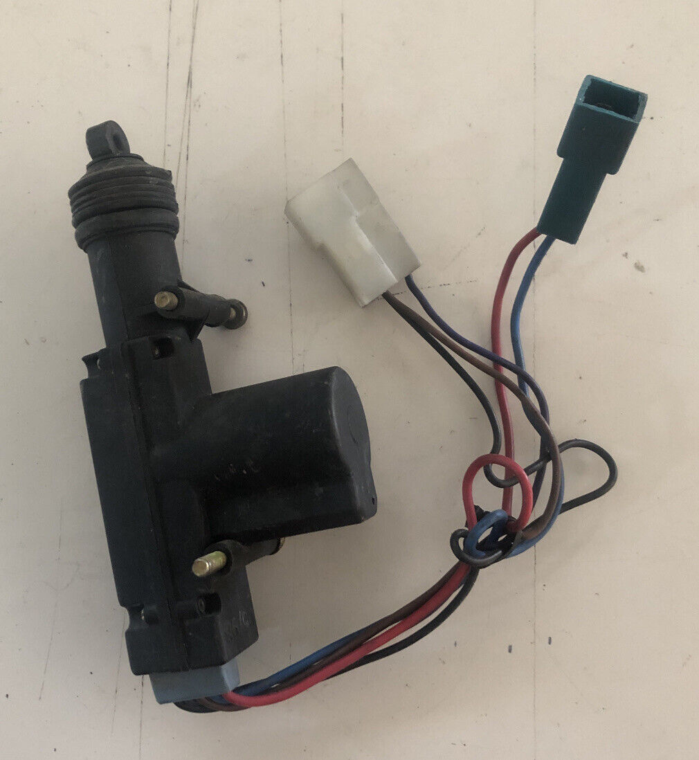 CHIUSURA CENTRALIZZATA ELETTRICA SX sinistra  EKE  LM4 GRECAV ricambi usati