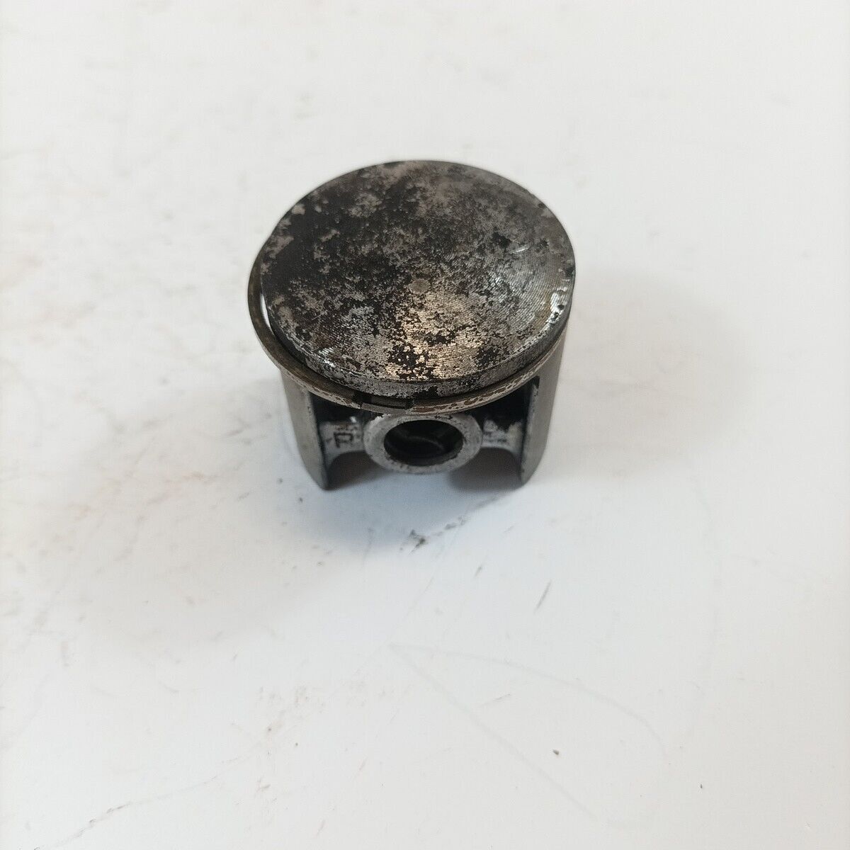 CILINDRO E PISTONE PER MOTOSEGA ALPINA CASTOR P34 TR350 PR350 d 38 ricambi usati