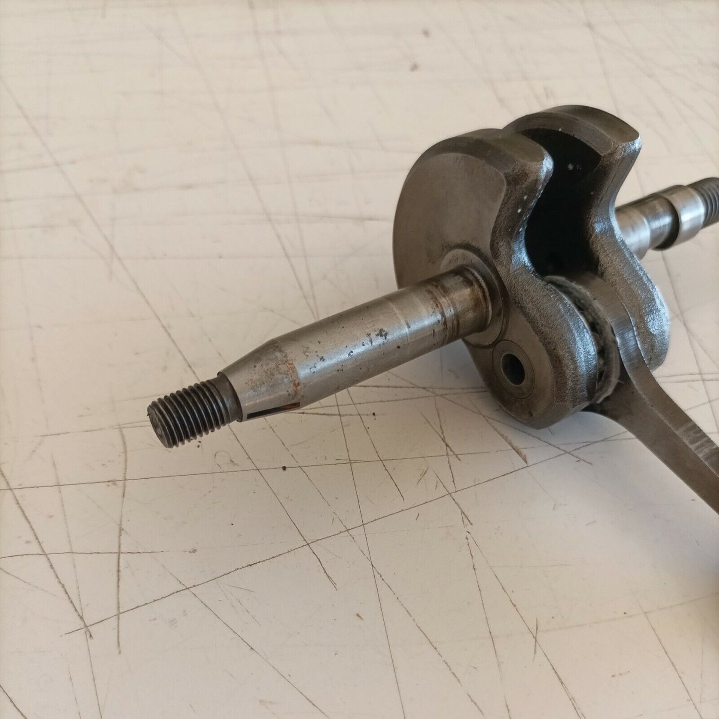 ALBERO MOTORE originale PER MOTOSEGA EFCO 134 ricambi usati