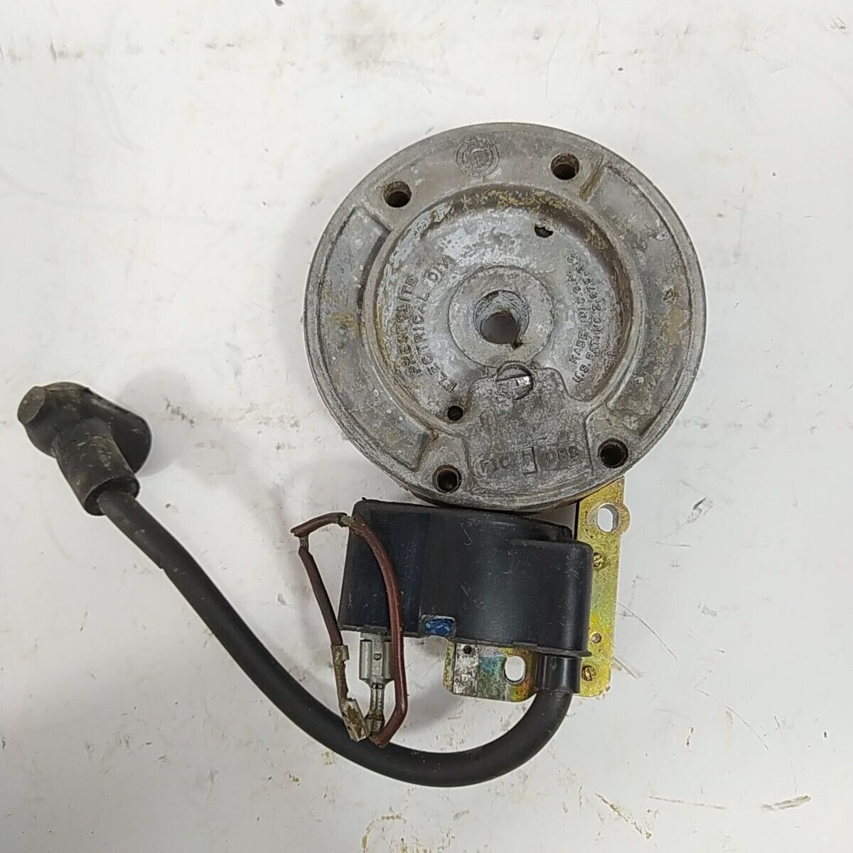 ricambio usato BOBINA E VOLANO MAGNETICO DI AVVIAMENTO per motosega CASTOR 330 