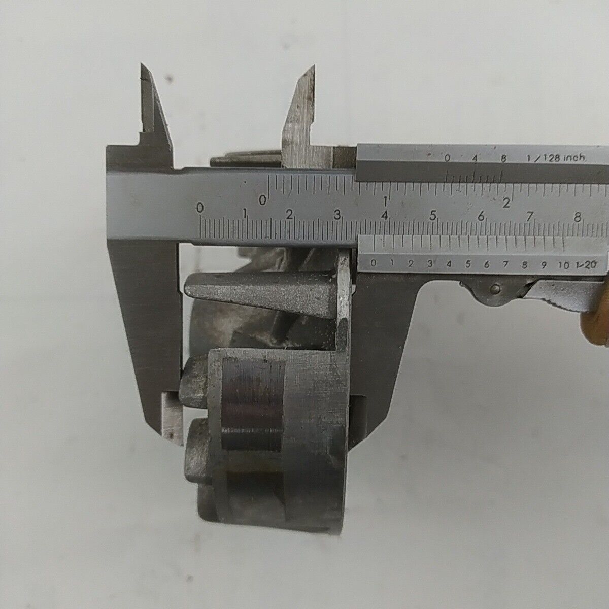 Ricambio VOLANO di accensione usato per decespugliatore MITSUBISHI TL 52 42