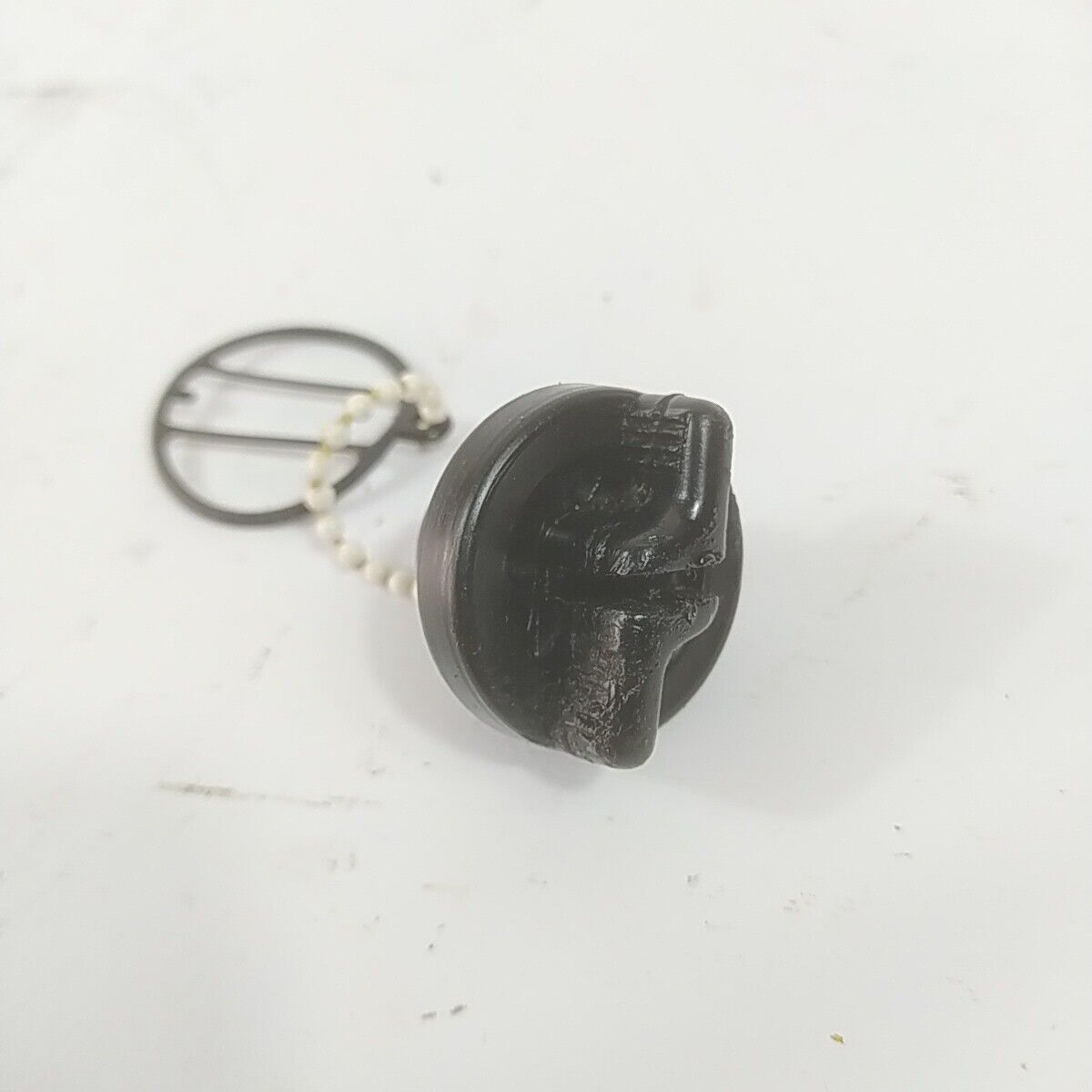 Ricambio per motosega CASTOR ALPINA 450 TAPPO SERBATOIO OLIO CATENA usato