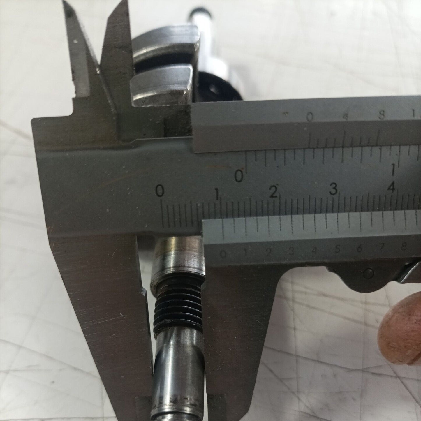 MOTOSEGA OLEOMAC OM 251 ALBERO MOTORE CON DOPPIO FILETTO ricambi usati