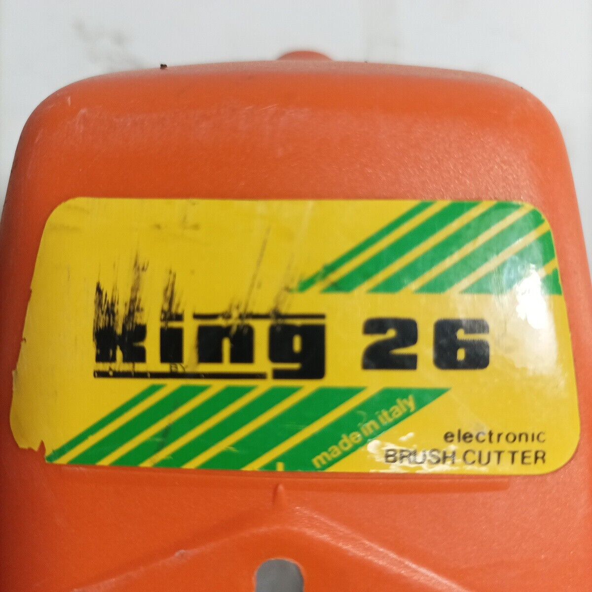 Ricambio usato per DECESPUGLIATORE EFCO oleo mac KING 26 COPERCHIO COPRI MOTORE