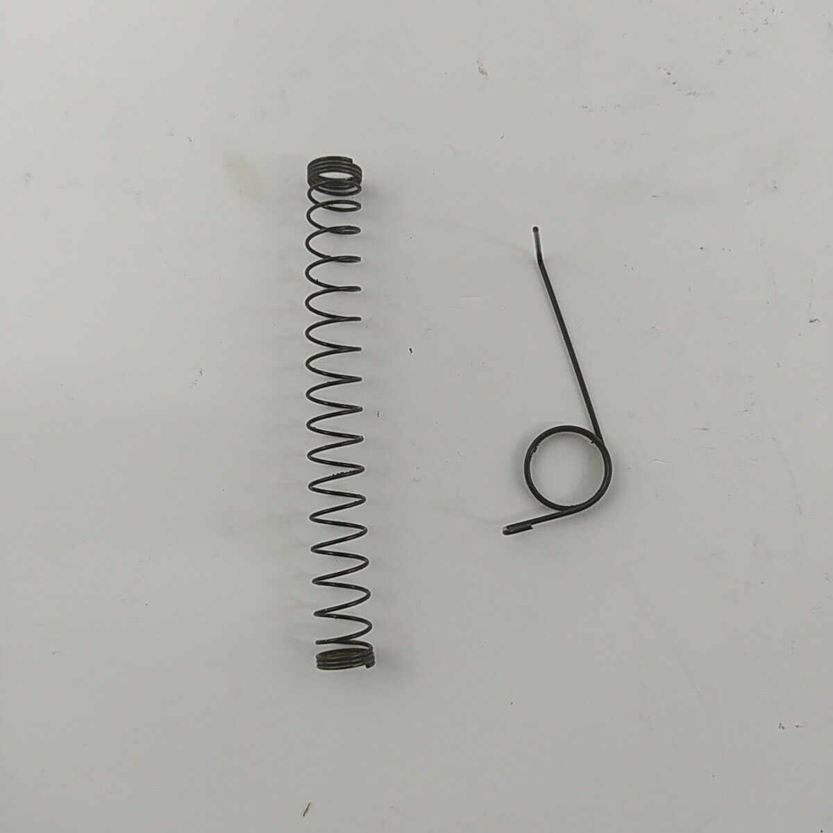 Ricambio usato MOLLA COMANDO ACCELERATORE gas per MOTOSEGA Echo 330 EVL