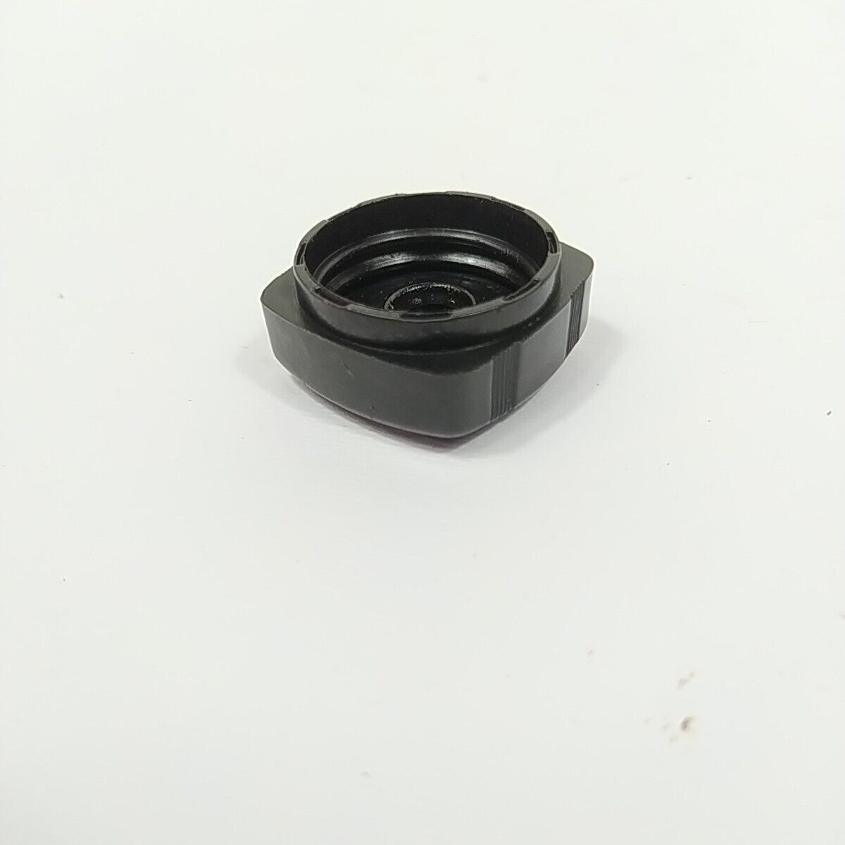 ricambi usati TAPPO SERBATOIO OLIO ORIGINALE per motosega CASTOR 438 Alpina