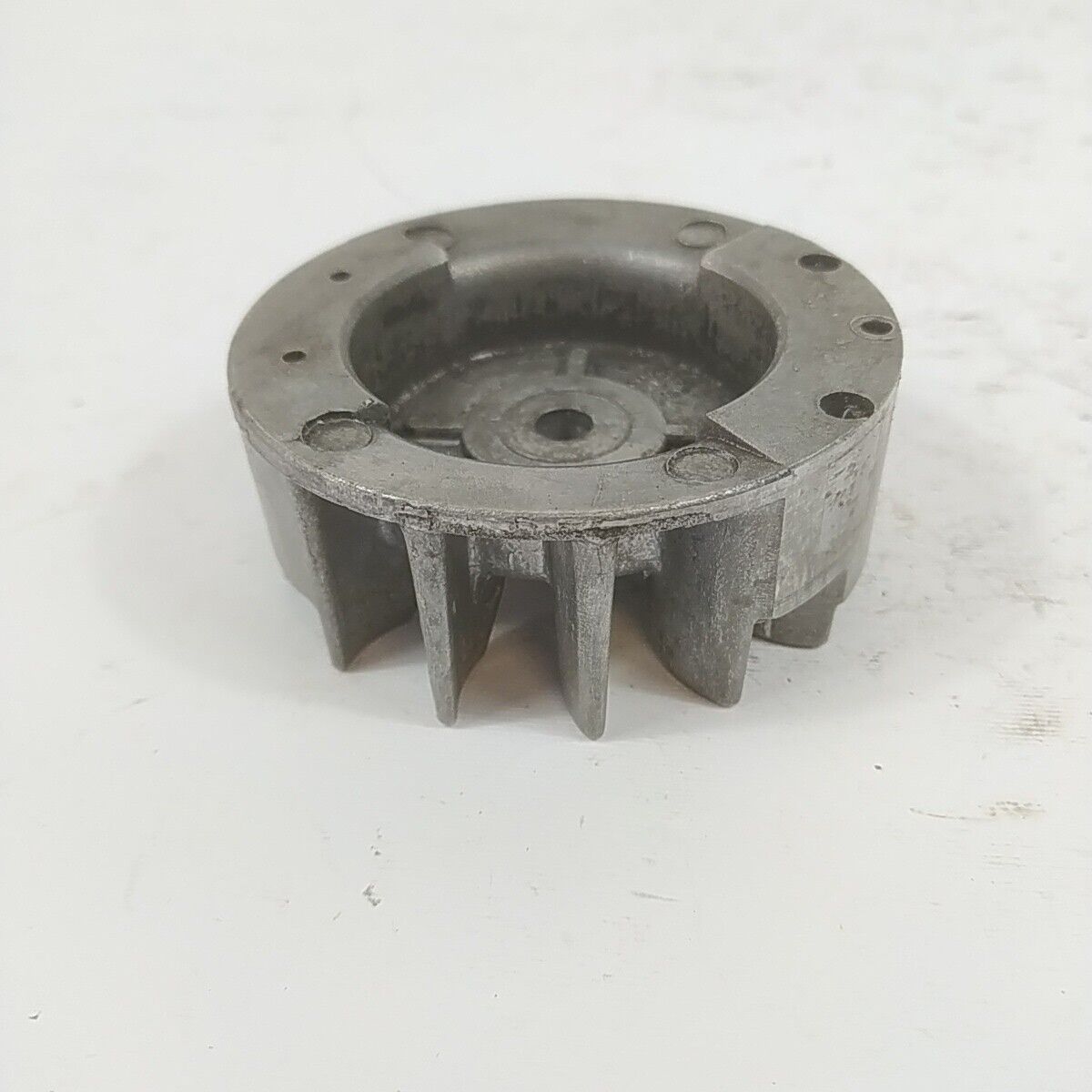 Ricambio VOLANO MAGNETICO usato DECESPUGLIATORE mcculloch SUPER MAC 26