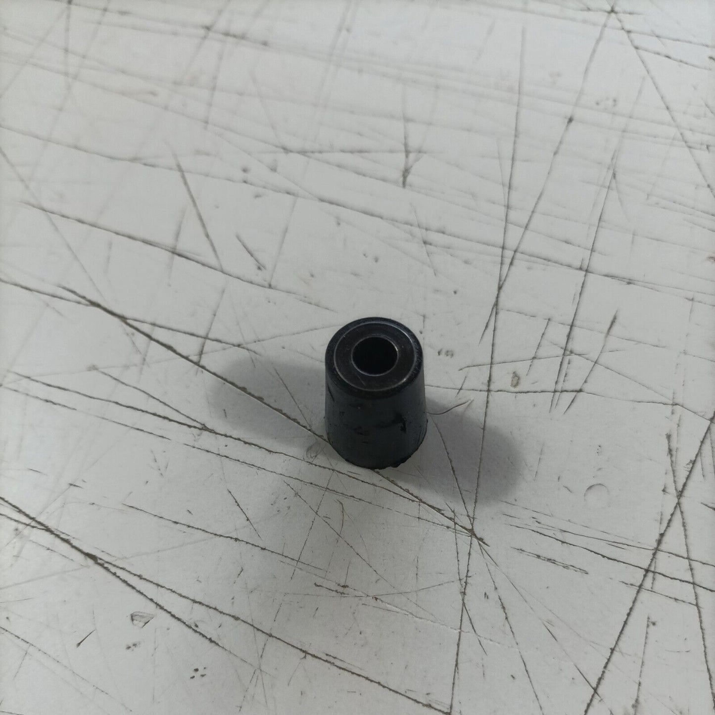 MOTOSEGA OLEOMAC OM 251 SPESSORE supporto DISTANZIATORE BOBINA ricambi usati