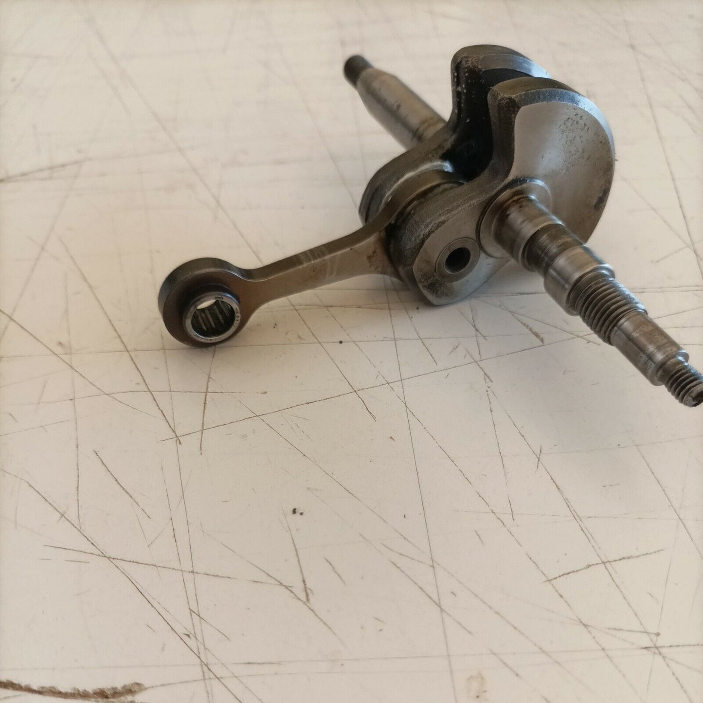 ALBERO MOTORE originale PER MOTOSEGA EFCO 134 ricambi usati
