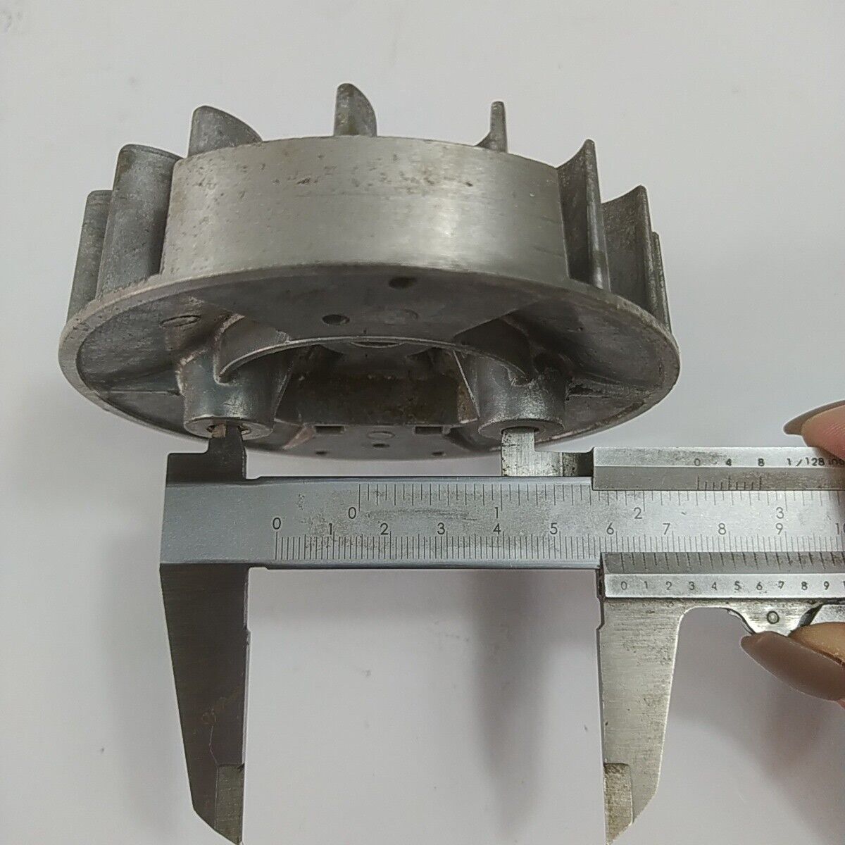 Ricambio VOLANO MAGNETICO DI AVVIAMENTO per decespugliatore TANAKA 501 ik usato