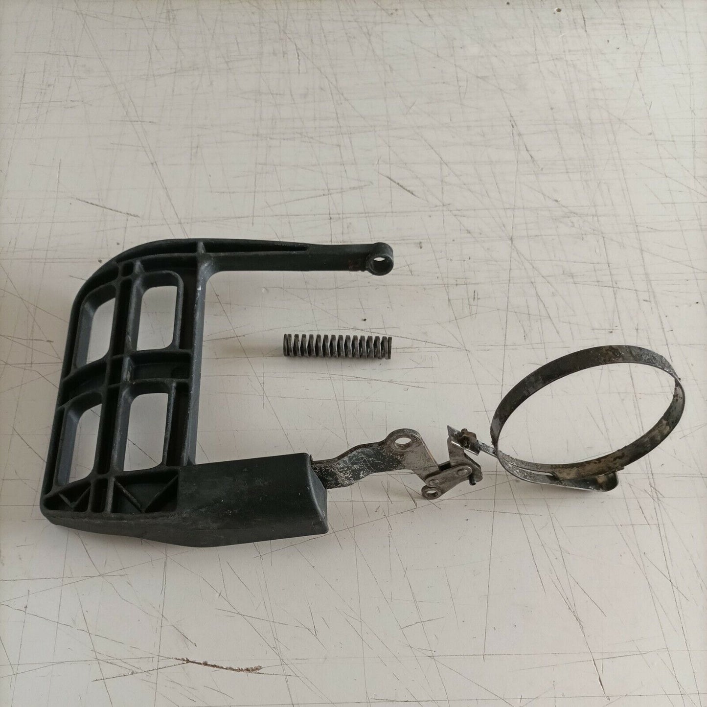 PROTEZIONE BLOCCO CATENA COMPLETO ORIGINALE PER MOTOSEGA ALPINA  PROF 700