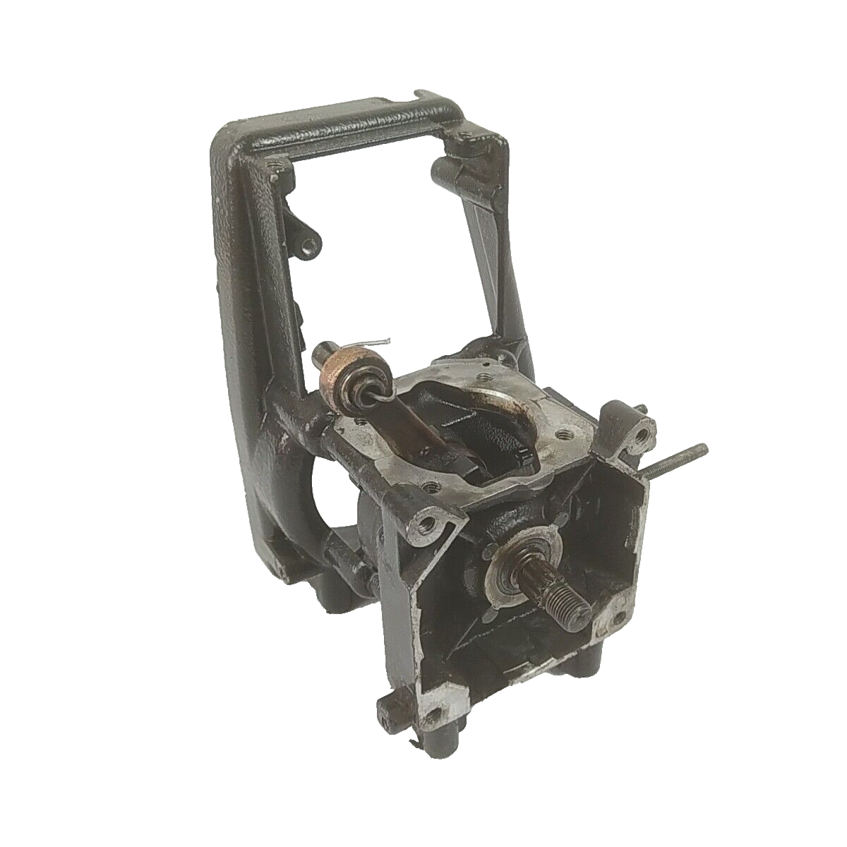 Ricambi usati per decespugliatore MCCULLOCH BP 38 albero motore carter basamento