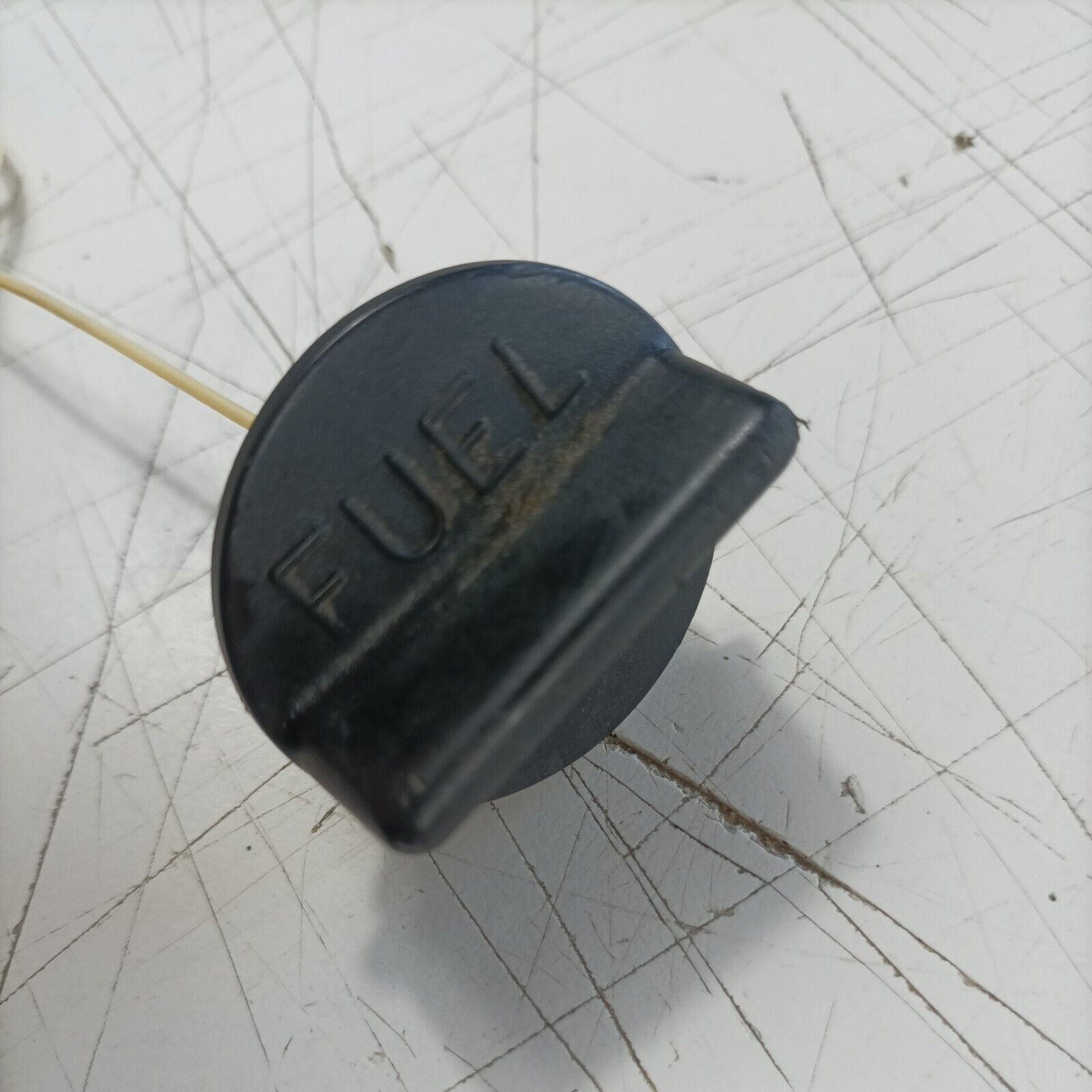 MOTOSEGA OLEOMAC OM 251 KIT TAPPO SERBATOIO CARBURANTE MISCELA ricambi usati