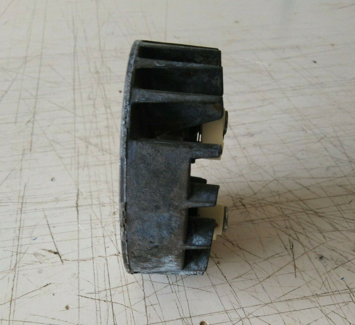 VOLANO E BOBINA AVVIAMENTO ORIGINALE PER MOTOSEGA ALPINA CASTOR P34 350 330