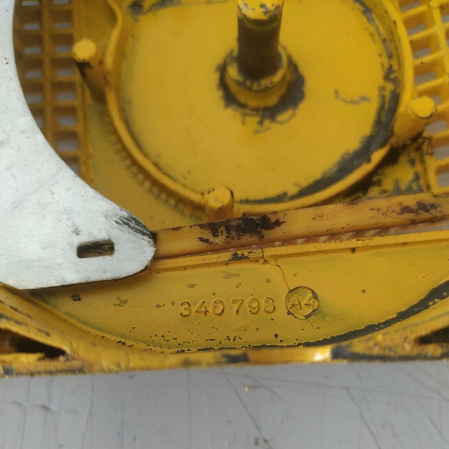 MOTOSEGA PARTNER R 420 COPERCHIO carter AVVIAMENTO ricambi usati